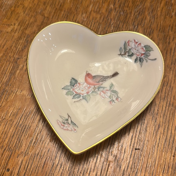(3) Lenox Trinket Dishes Serenade Heart, Butterfly Meadow & Barrington Dish - Picture 2 of 5